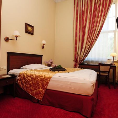 Conviva Hotel Panevėžys Buitenkant foto