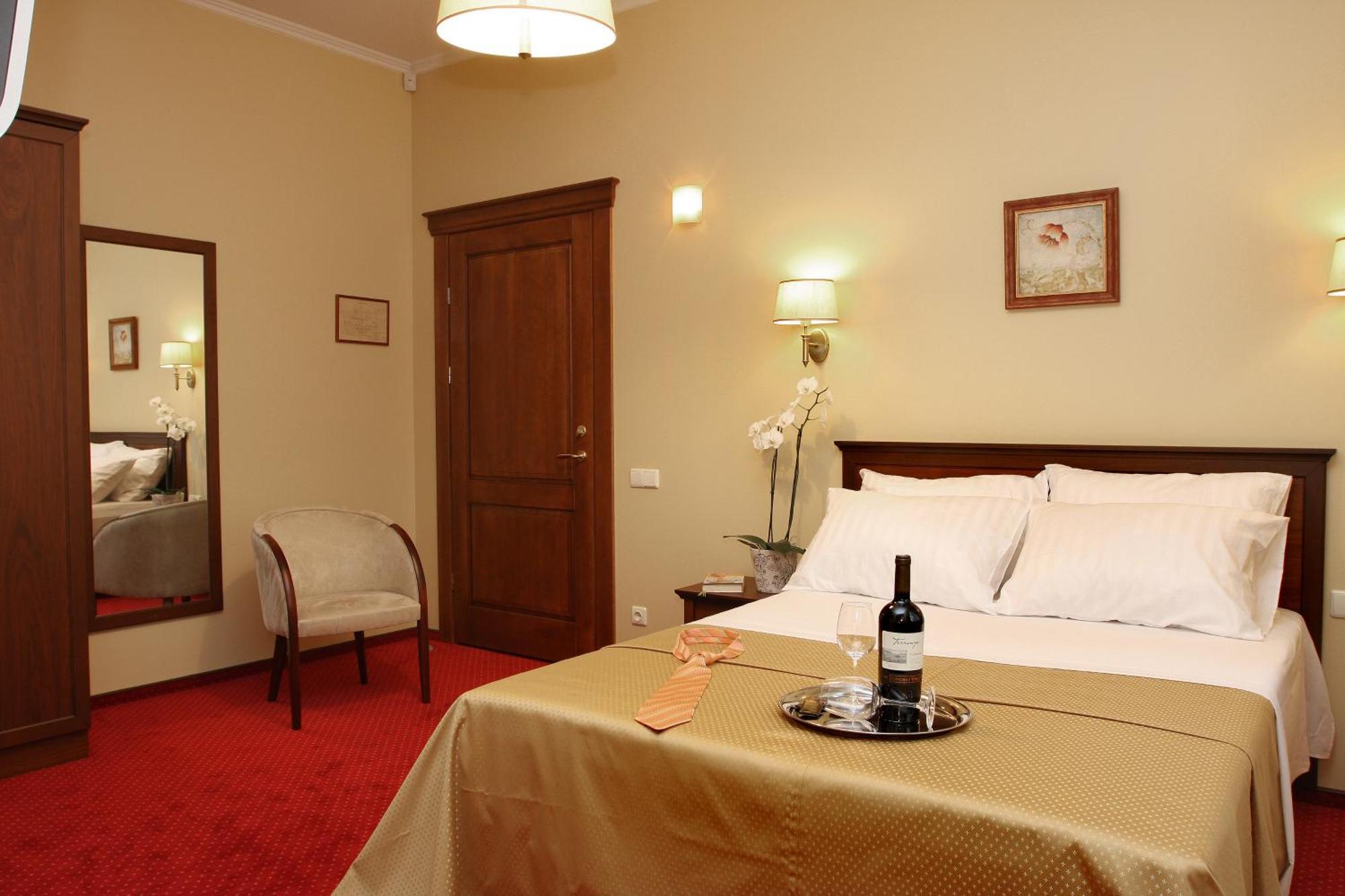 Conviva Hotel Panevėžys Buitenkant foto