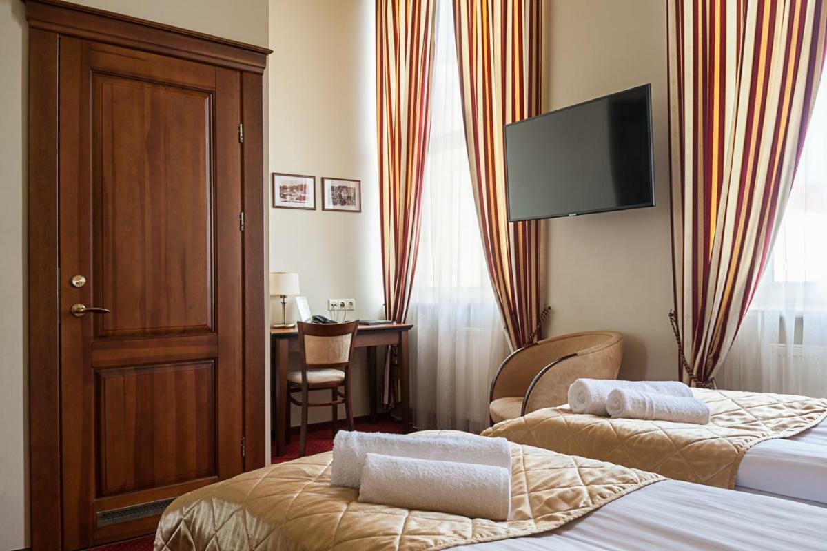 Conviva Hotel Panevėžys Buitenkant foto