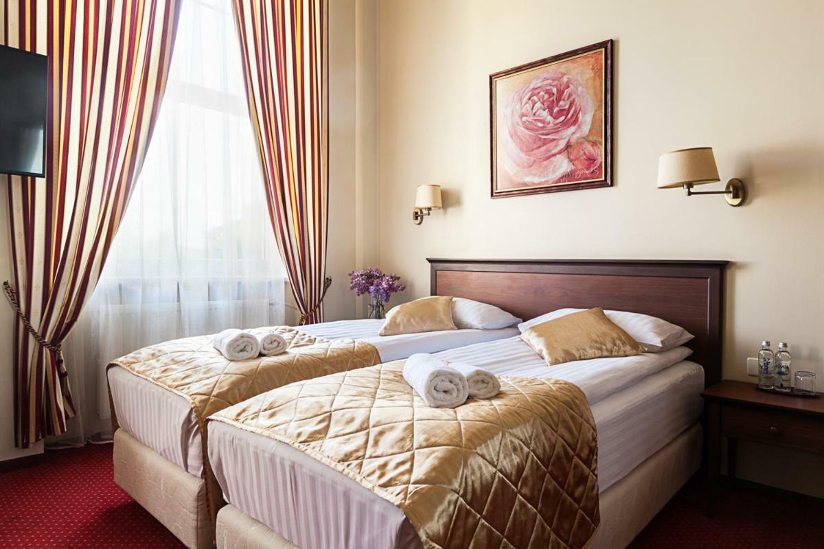 Conviva Hotel Panevėžys Buitenkant foto
