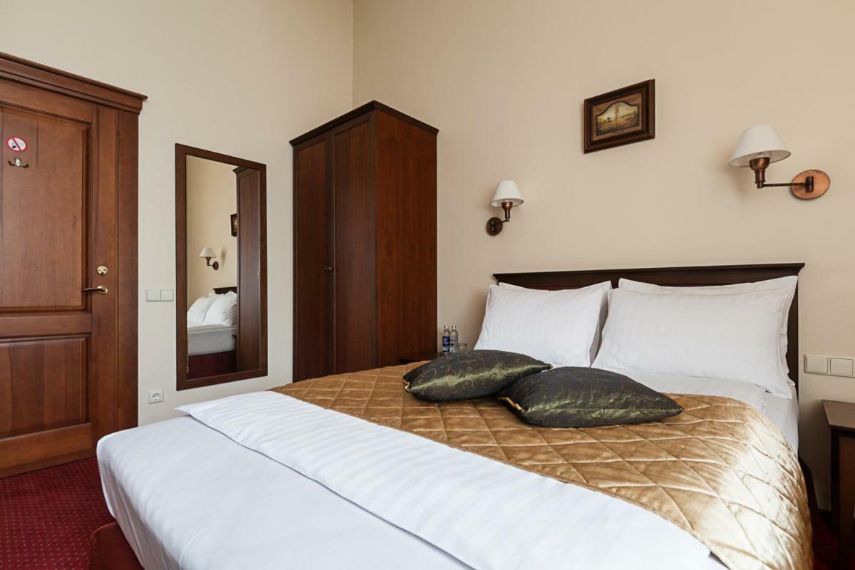 Conviva Hotel Panevėžys Buitenkant foto