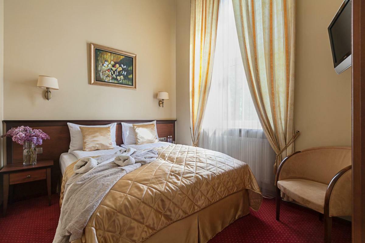 Conviva Hotel Panevėžys Buitenkant foto